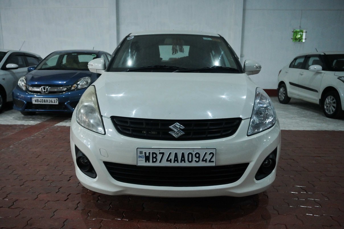 maruti-suzuki-swift-dzire-2015-21