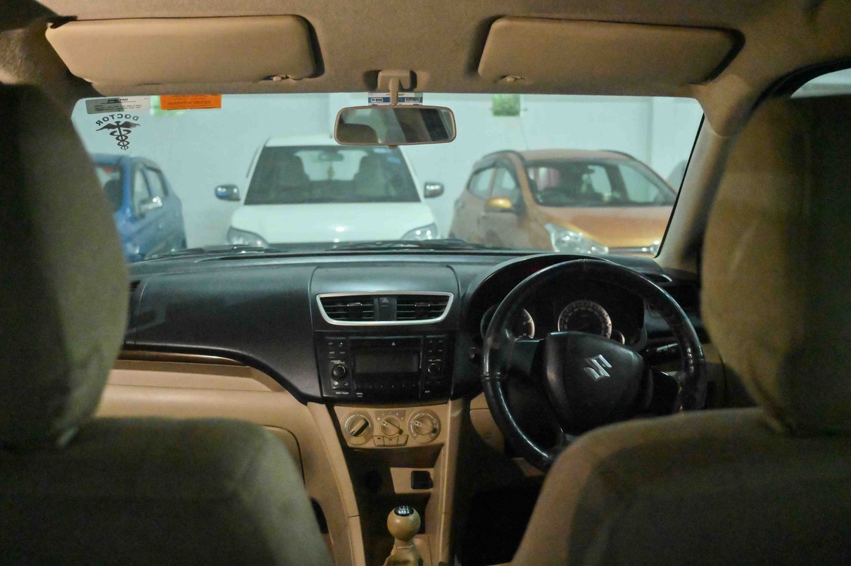 maruti-suzuki-swift-dzire-2016-22